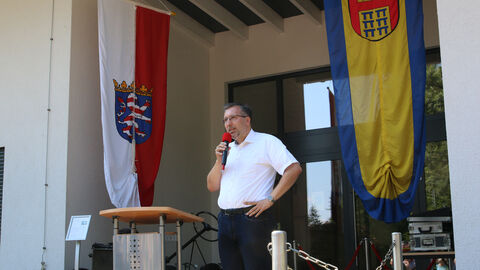 Begrüßung durch den Präsidenten der HöMS Dr. Walter Seubert am Tag des offenen Tores im Fahrtrainingszentrum Hünstetten