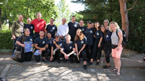 israelische Delegation im Polizeipräsidium für Technik (HPT)  Die Jugendlichen der israelischen Delegation und ihre Betreuer zu Gast im Polizeipräsidium für Technik (HPT)