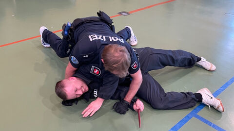 Szenario beim Seminar "Train the Trainer" Teilnehmer des Seminar "Train the Trainer" in Kassel bei einem Szenario