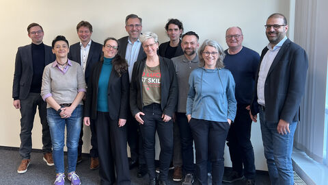 Bild zeigt ein Gruppenfoto der Mitglieder des PolPol Netzwerkes