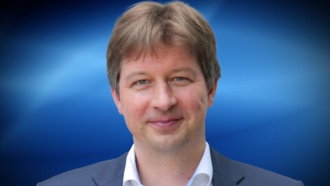 Prof. Dr. Julian Junk Prof. Dr. Julian Junk