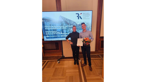 Preisträger: Oliver Amelang; Erstprüferin: Kathrin Hartmann, Hessische Hochschule für öffentliches Management und Sicherheit, Mühlheim