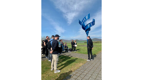 Vortrag Point Alpha Aufmerksamen informieren sich die Studierenden