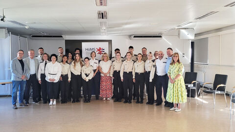 Gruppenbild Israelbesuch Gruppenbild der israelischen Delegation mit den Gastgebern des Austauschs.