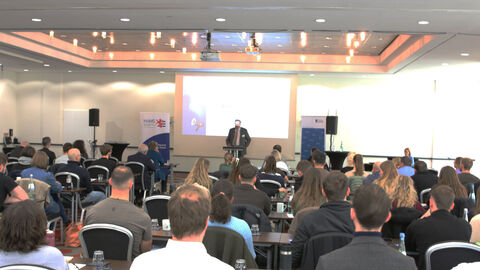 Teilnehmende beim Hochschultag des Fachbereichs Polizei