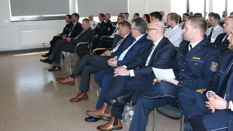 Blick in den Saal bei der Indienststellung der Wachpolizei